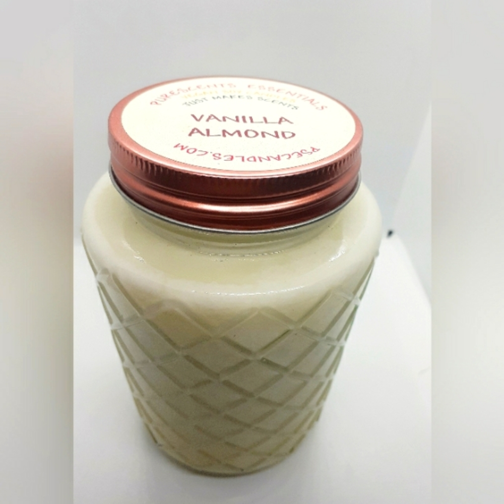 Vanilla Almond 18oz. Vegan Soy Candles